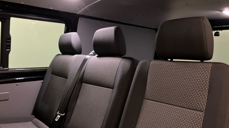 Volkswagen Transporter T32 Lwb Diesel 2.0 TDI 150 Highline Kombi Van DSG